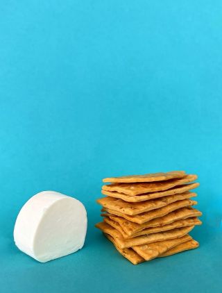 🐐Nenechte se zmást! I když mají název GOUDA sušenky, tyto jsou z čistého, mladého, jemného kozího sýra z Holandska. A jak...